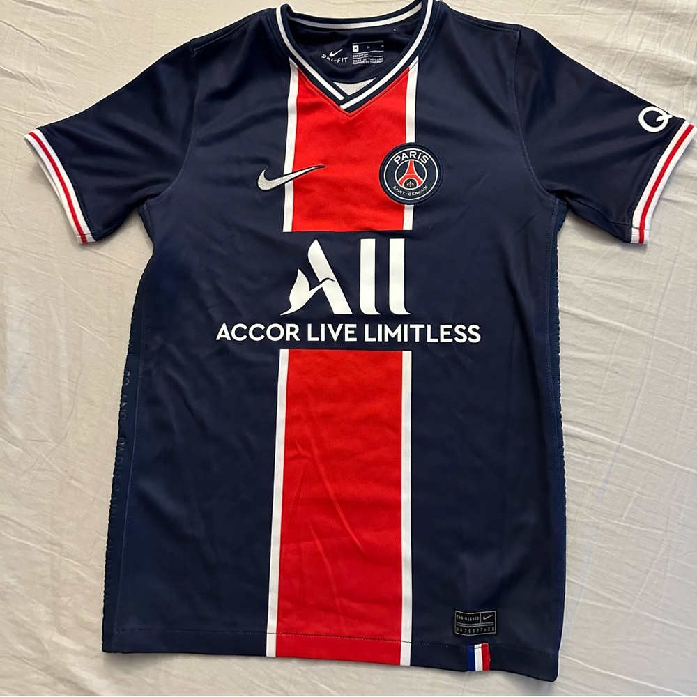 Nike Dri Fit jersey